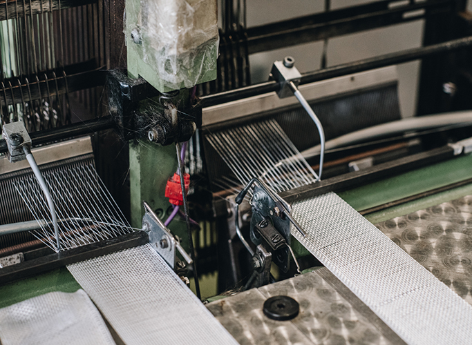 Woven Direct Sized Glass